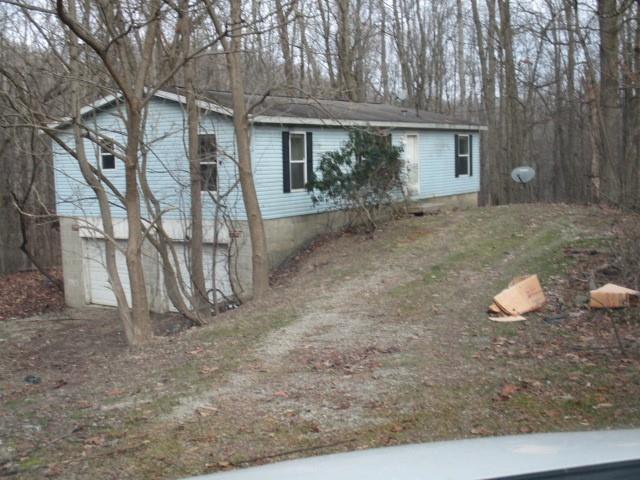 233 Leslie Road Valencia, PA 16059 - Photo 1 of 9 Gallery Image 1