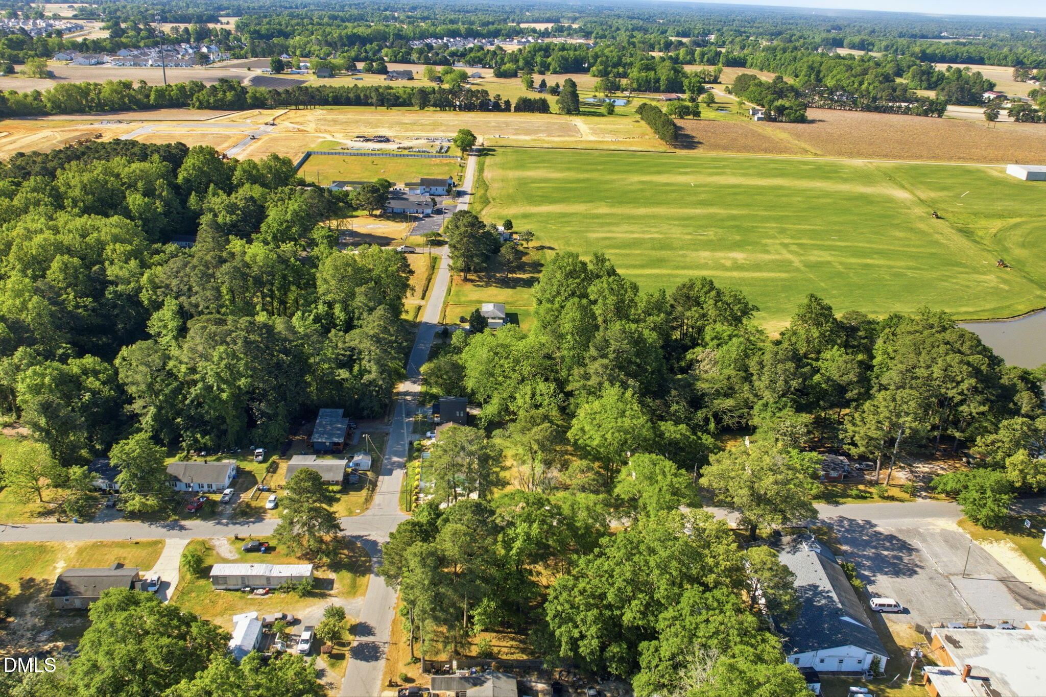94 South Cross Street Angier, NC 27501 - Photo 4 of 18 1-web-or-mls-DJI_0213