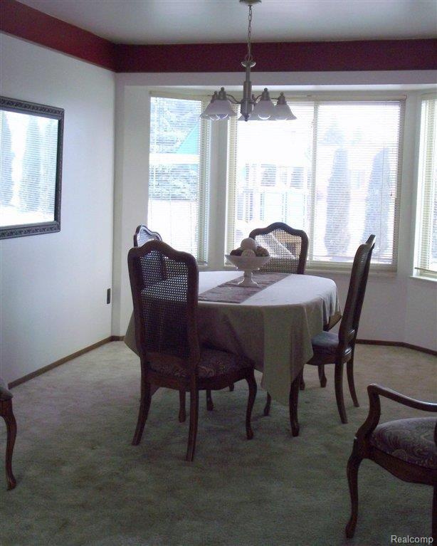 679 Keats Drive Rochester, MI 48307 - Photo 8 of 11 FormalDiningRoom.jpg