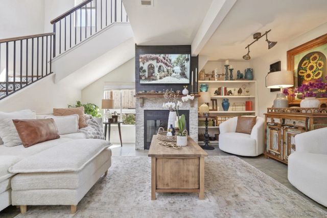 $1,888,990 | 3275 Maezel Lane, Carlsbad, CA 92008