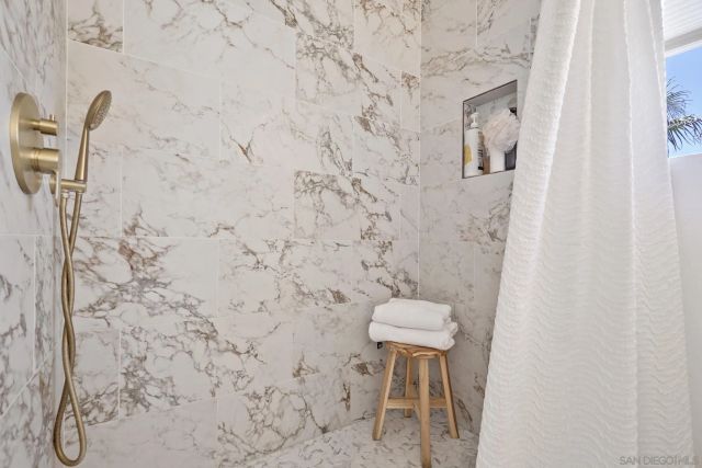 $1,888,990 | 3275 Maezel Lane, Carlsbad, CA 92008