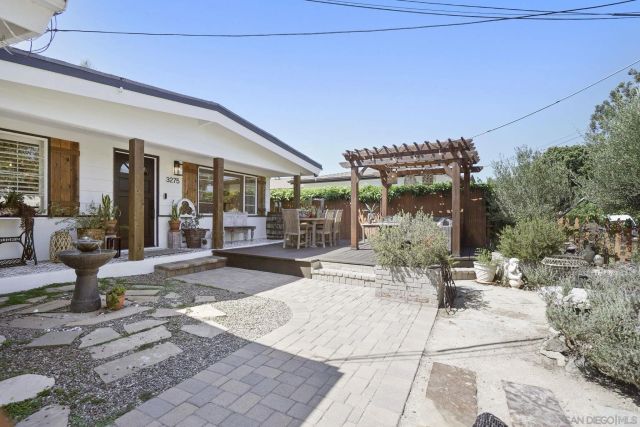 $1,888,990 | 3275 Maezel Lane, Carlsbad, CA 92008