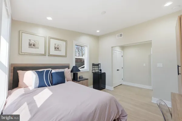 $1,200 | 6314 Barrs Lane, Lanham, MD 20706