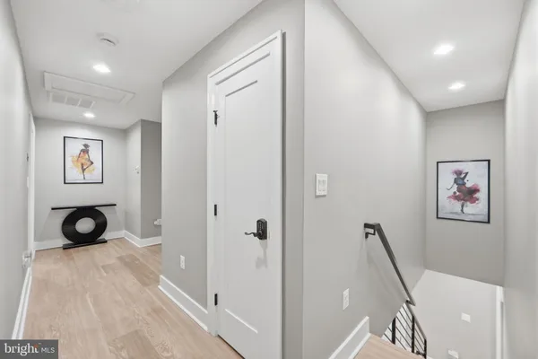 $1,200 | 6314 Barrs Lane, Lanham, MD 20706