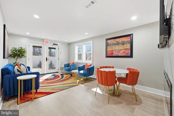 $1,200 | 6314 Barrs Lane, Lanham, MD 20706