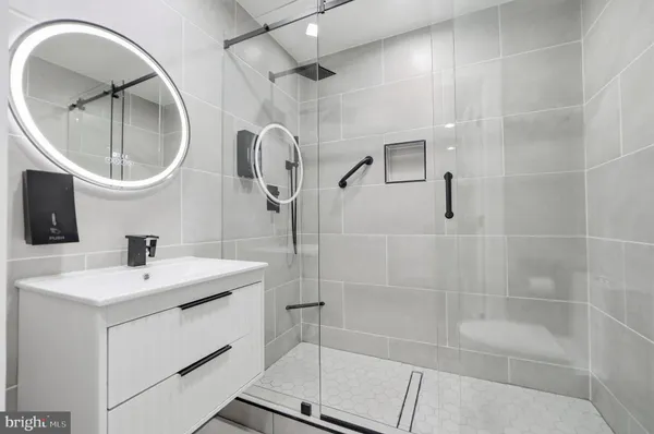 $1,200 | 6314 Barrs Lane, Lanham, MD 20706