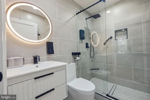 $1,200 | 6314 Barrs Lane, Lanham, MD 20706