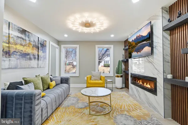 $1,200 | 6314 Barrs Lane, Lanham, MD 20706