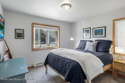 $2,995,000 | 865 Seneca Lane, Jackson, WY 83001