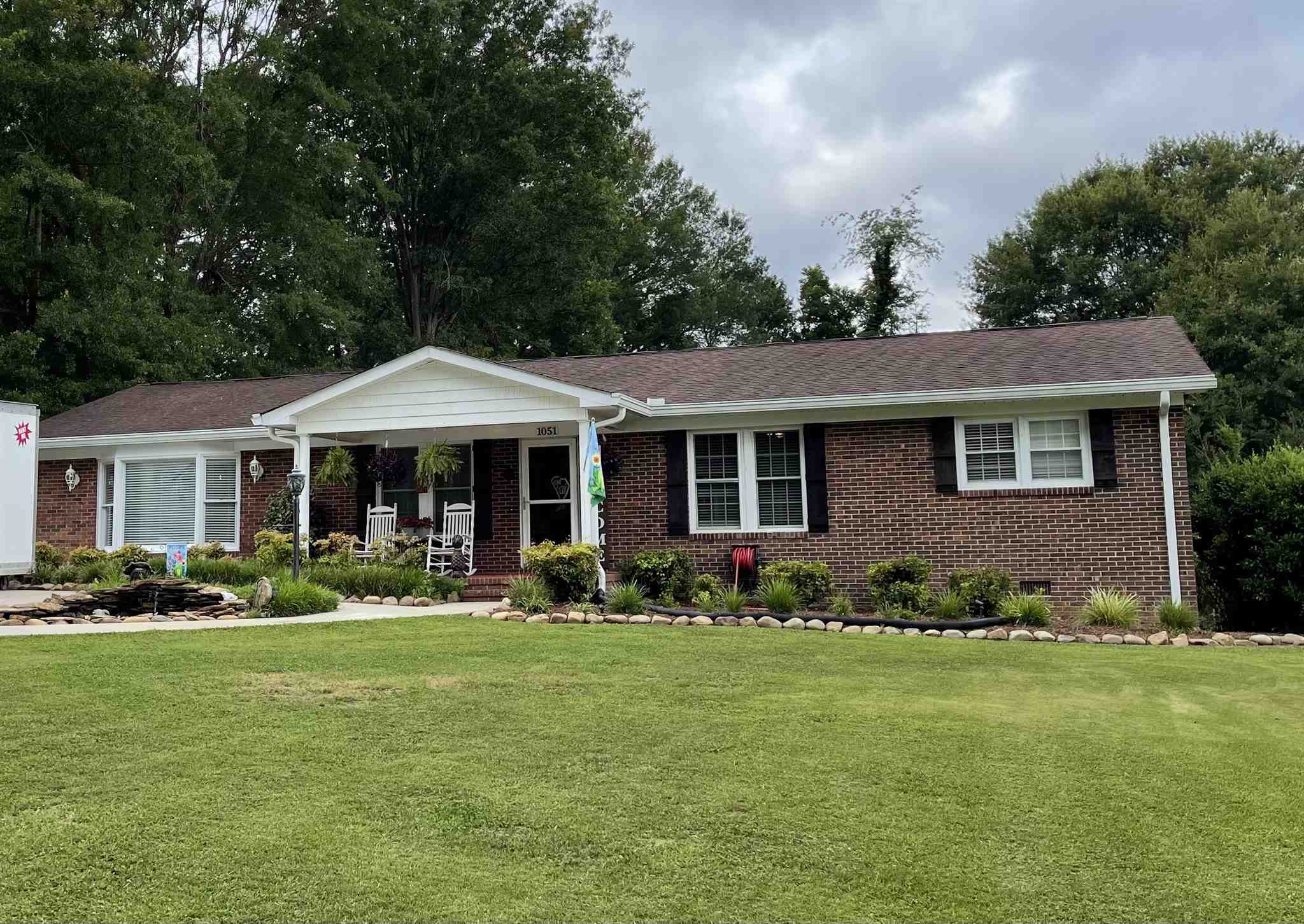 1051 Knollwood Acres Road Boiling Springs, SC 29316 - Photo 1 of 5 Gallery Image 1