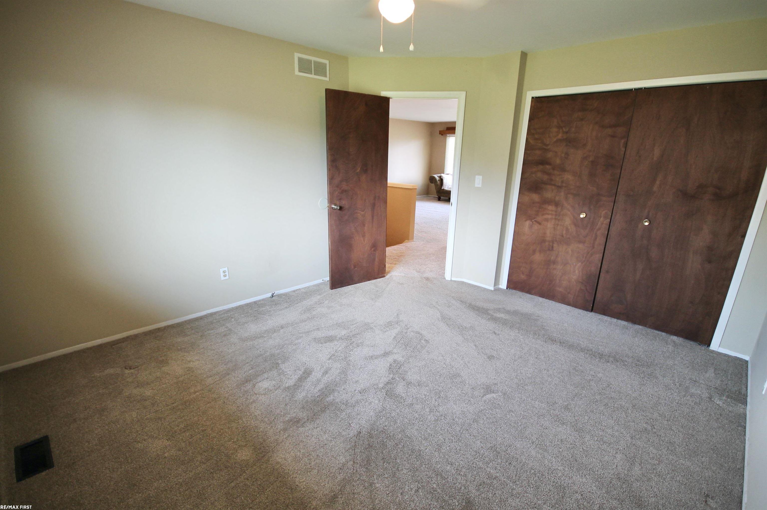 342 Fairgrove Street Romeo, MI 48065 - Photo 8 of 28 50201024-9deffe50-a414-4ed0-bd4c-8a9ac335b841.JPG