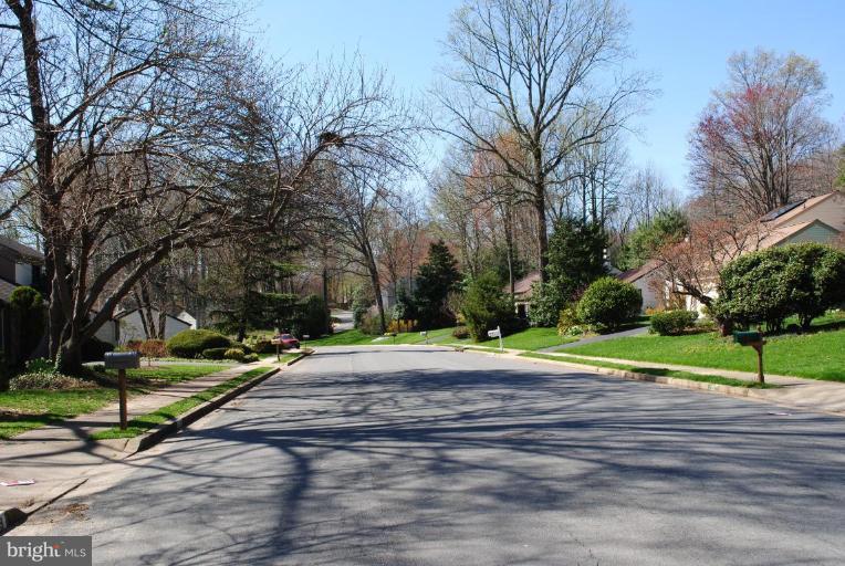11709 Riders Lane Reston, VA 20191 - Photo 24 of 24 Street View
