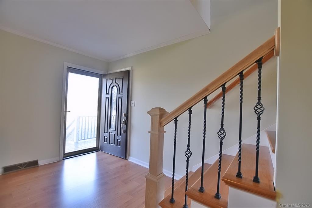 155 West Springdale Road Rock Hill, SC 29730 - Photo 4 of 37 Gallery Image 4