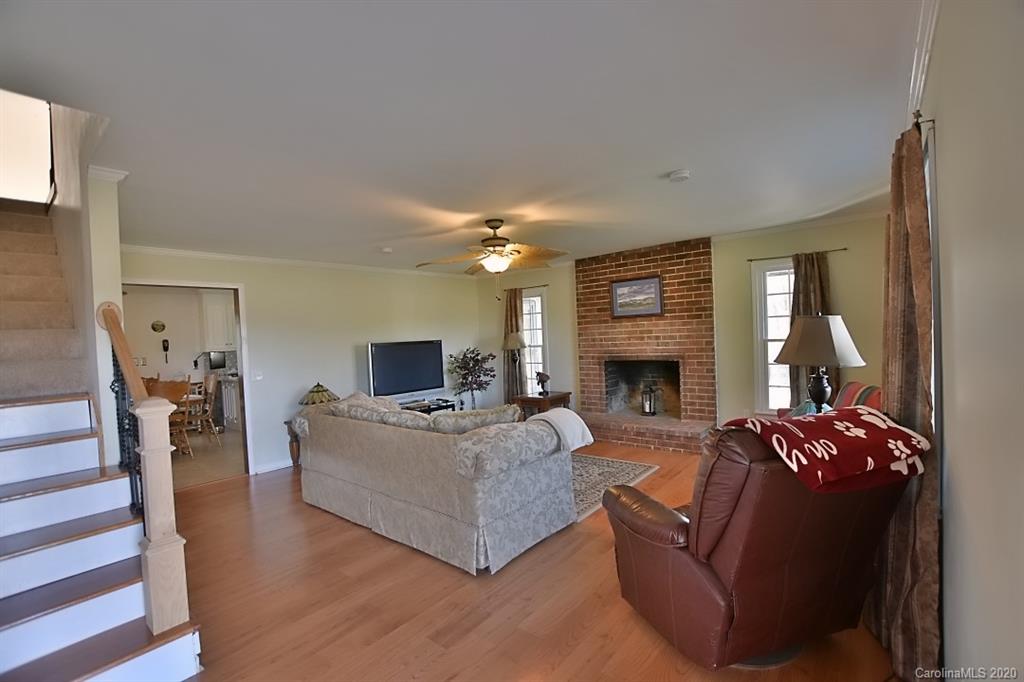 155 West Springdale Road Rock Hill, SC 29730 - Photo 5 of 37 Gallery Image 5