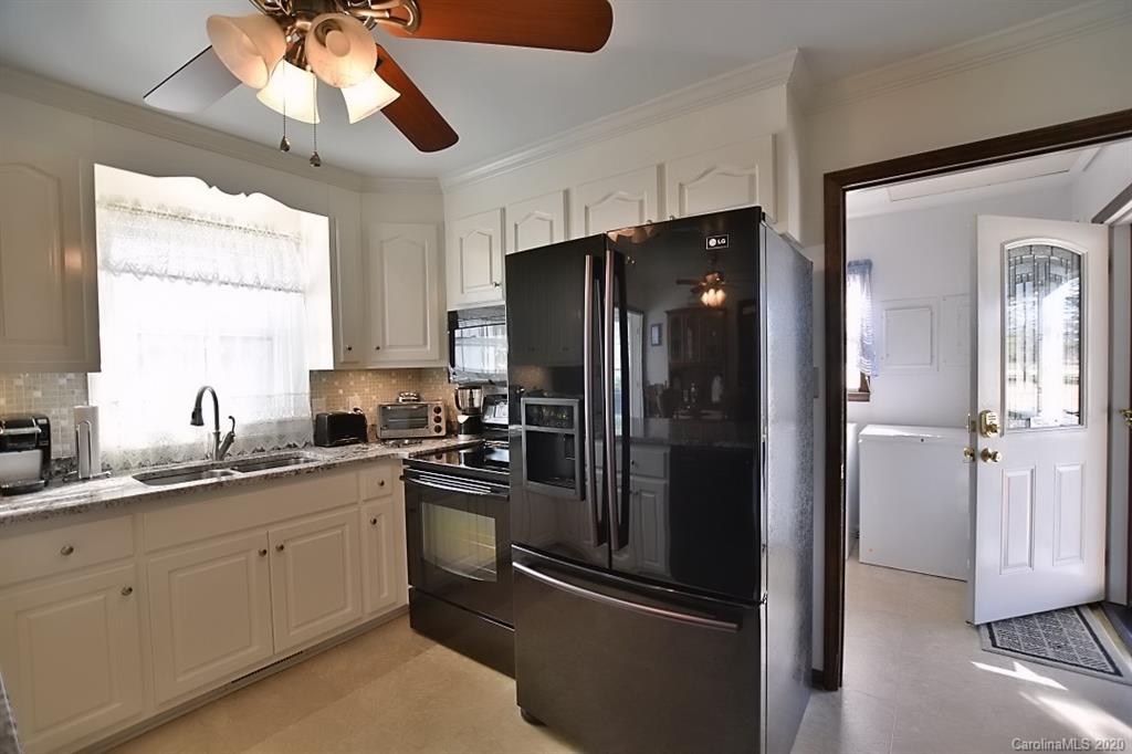 155 West Springdale Road Rock Hill, SC 29730 - Photo 9 of 37 Gallery Image 9