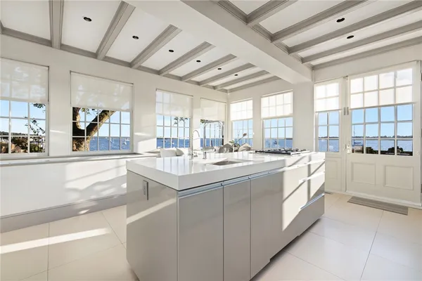 $2,500,000 | 221 Hope Street, Unit 2, Bristol, RI 02809