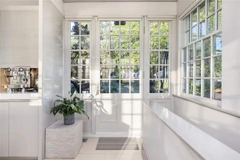 $2,500,000 | 221 Hope Street, Unit 2, Bristol, RI 02809