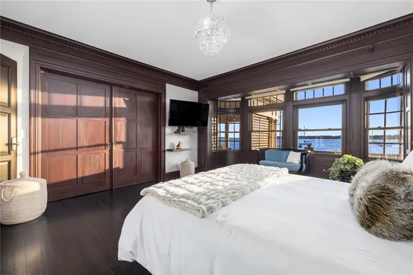 $2,500,000 | 221 Hope Street, Unit 2, Bristol, RI 02809