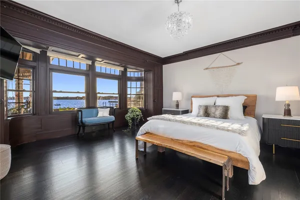 $2,500,000 | 221 Hope Street, Unit 2, Bristol, RI 02809