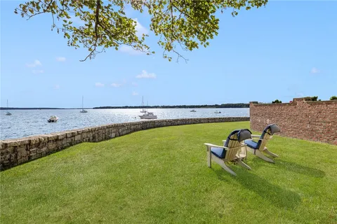 $2,500,000 | 221 Hope Street, Unit 2, Bristol, RI 02809