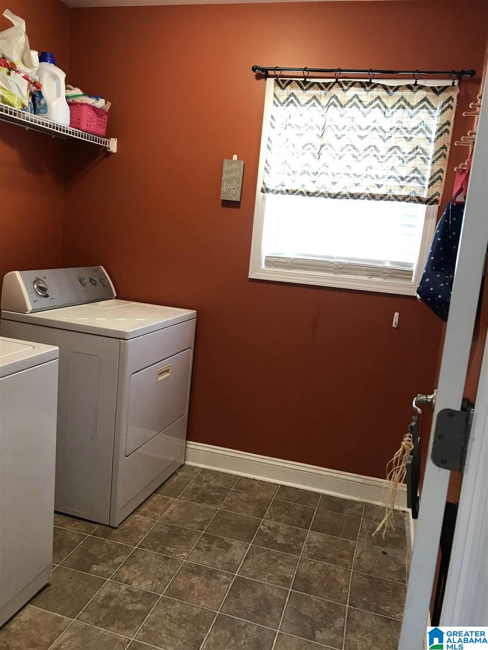 383 Abbey Road Warrior, AL 35180 - Photo 5 of 48