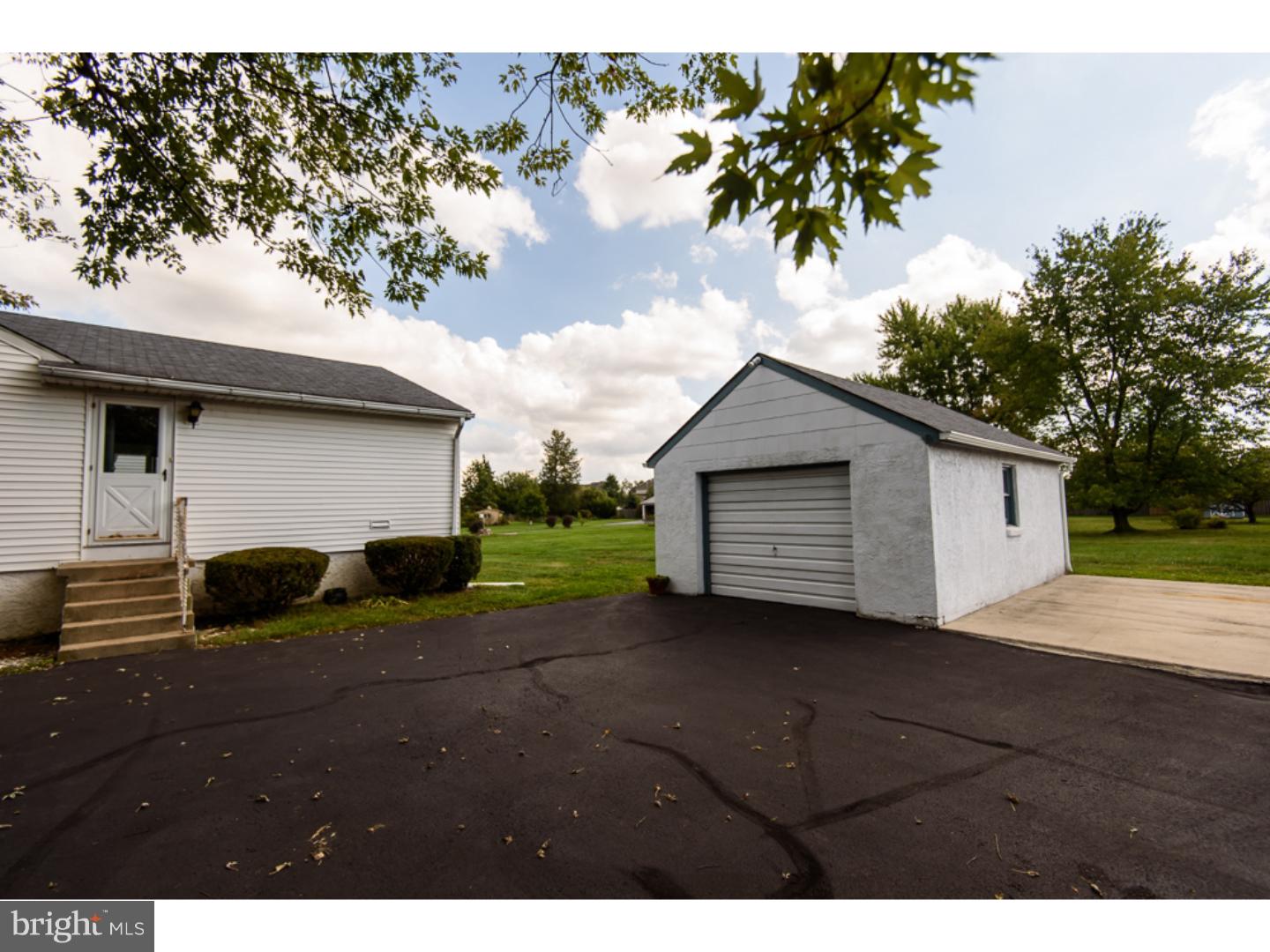 121 New Galena Road Chalfont, PA 18914 - Photo 22 of 23 Garage