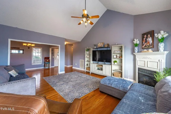 $600,000 | 179 Cindy Anne Drive, Gray, TN 37615