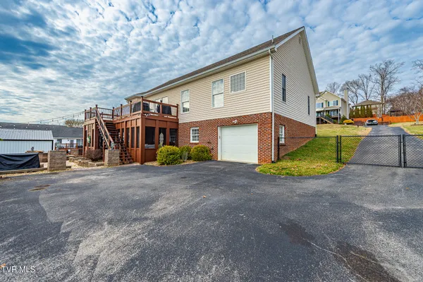 $615,000 | 179 Cindy Anne Drive, Gray, TN 37615