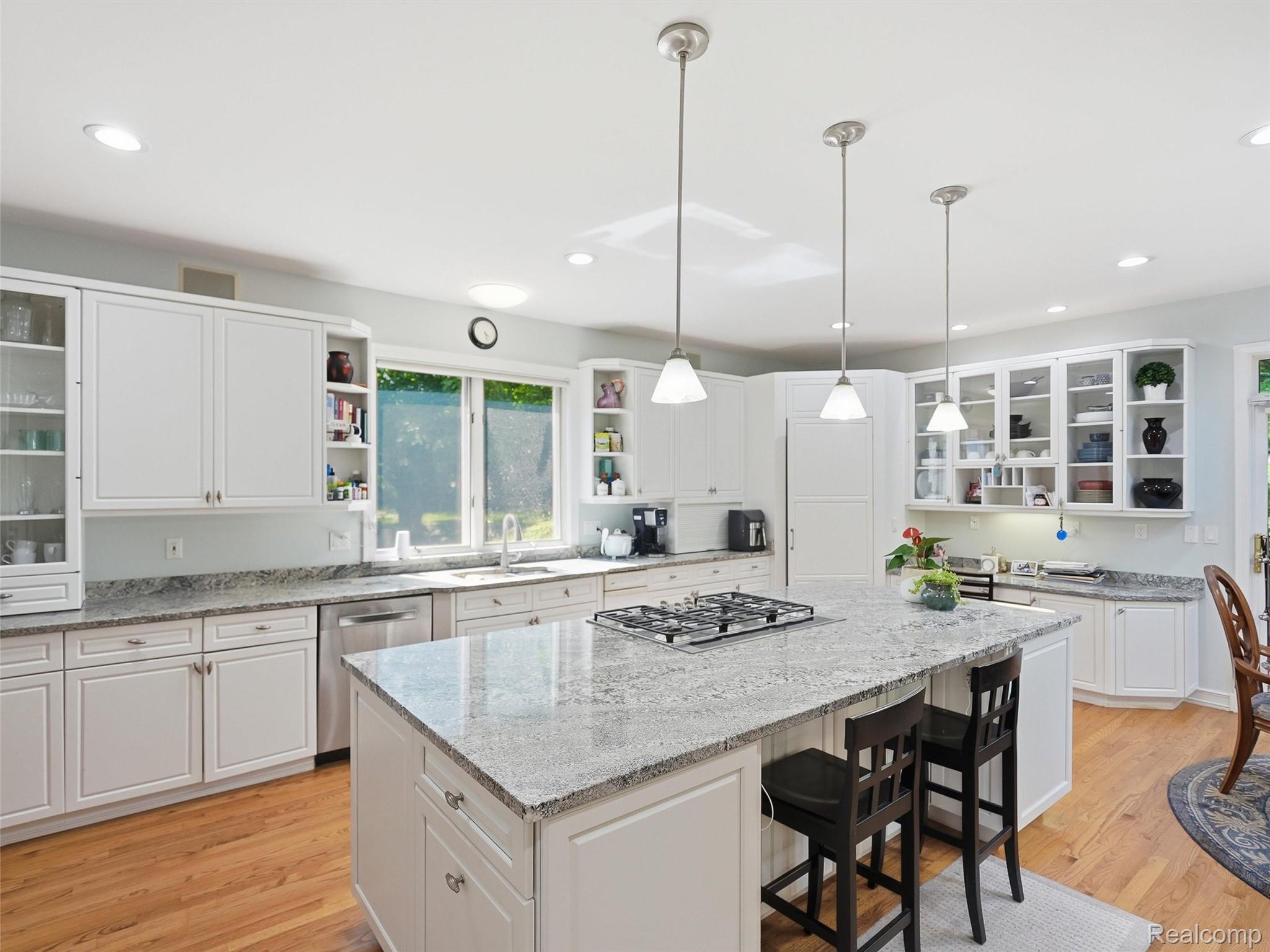 3104 Quarton Road Bloomfield Hills, MI 48304 - Photo 8 of 46 23-DSC01663.jpg