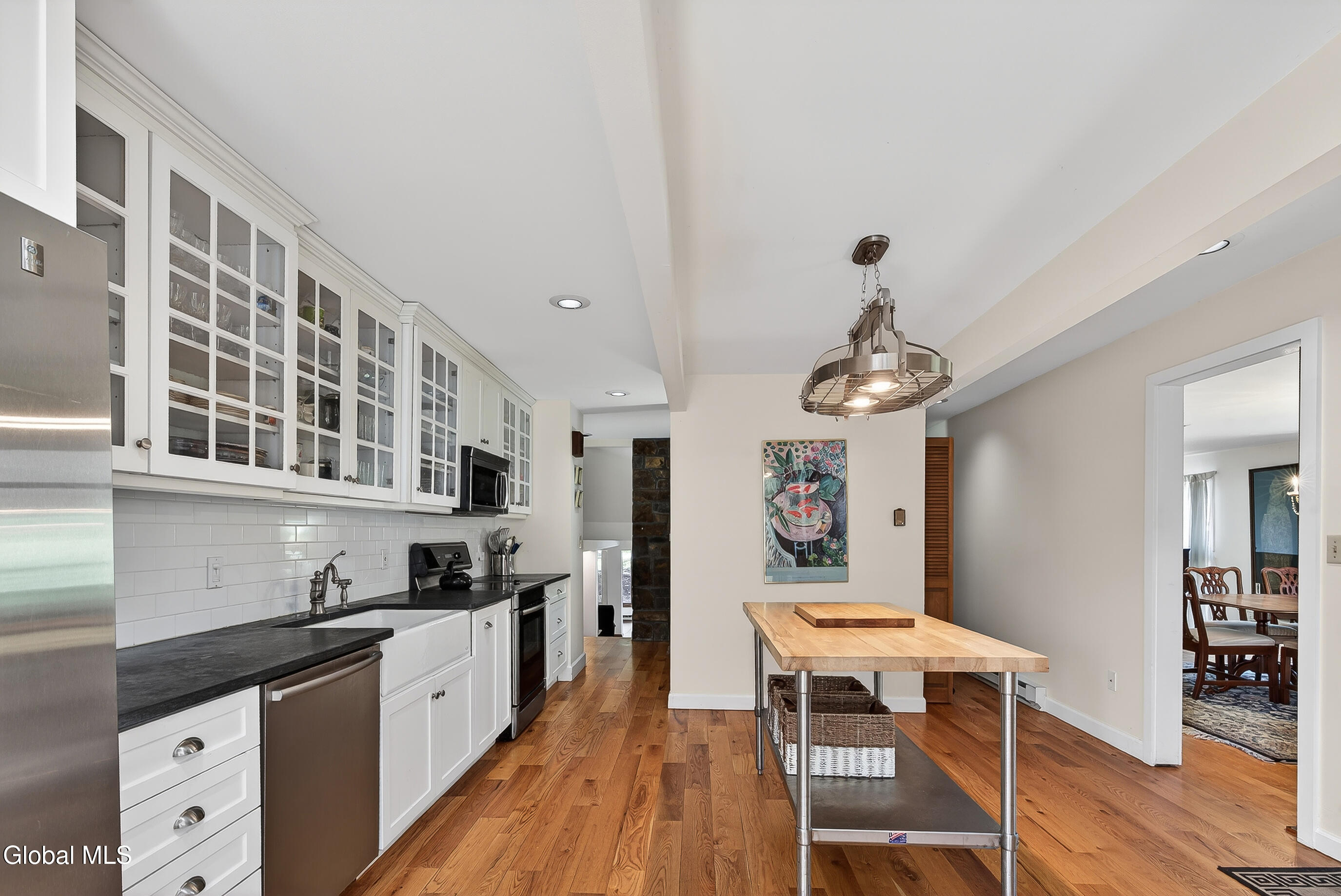 1283 Hawthorn Road Niskayuna, NY 12309 - Photo 13 of 63 049-1283-Hawthorn-Road-Niskayuna-NY-1230