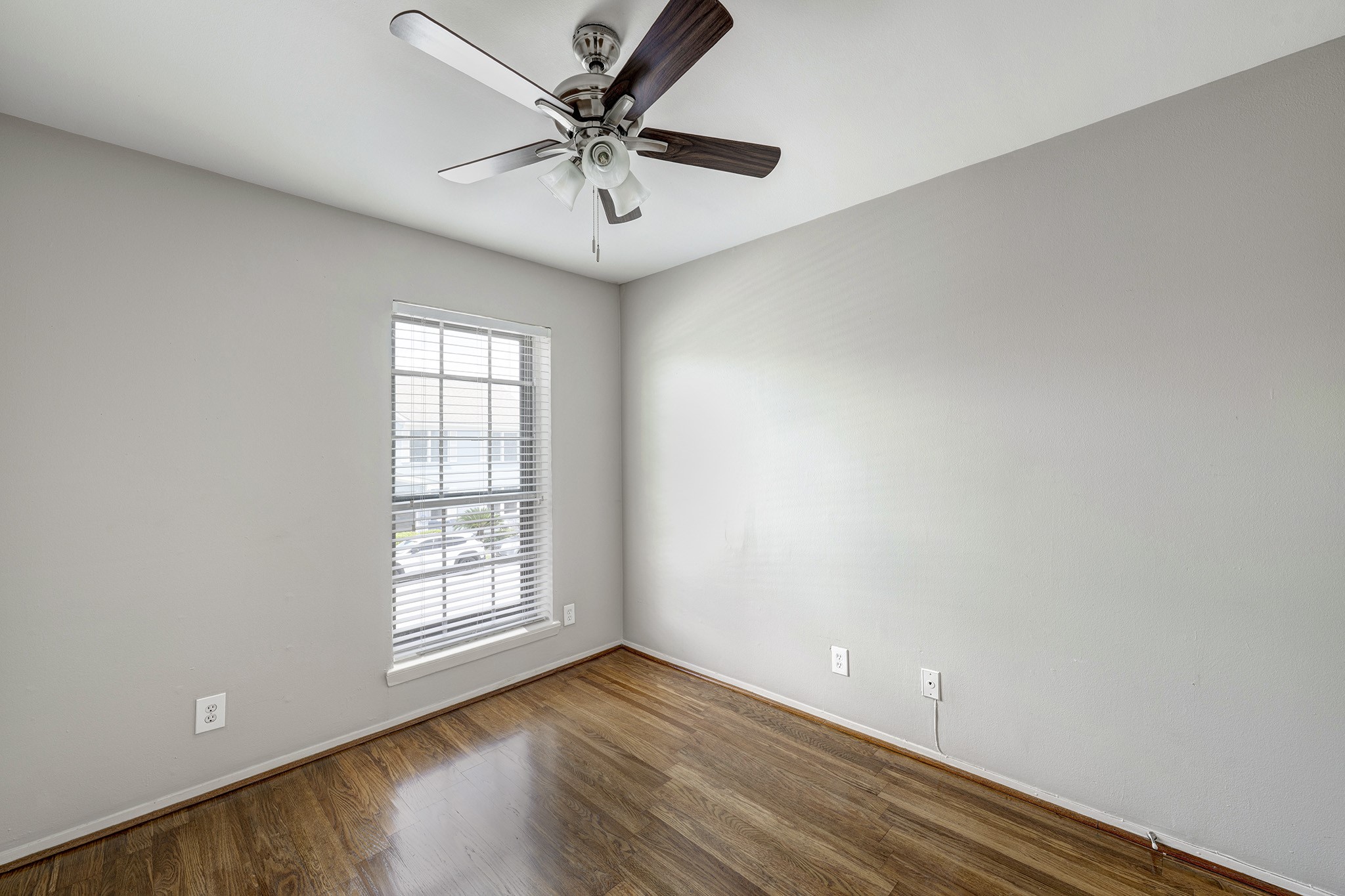 1205 Autrey Street, Unit 15 Houston, TX 77006 - Photo 9 of 11