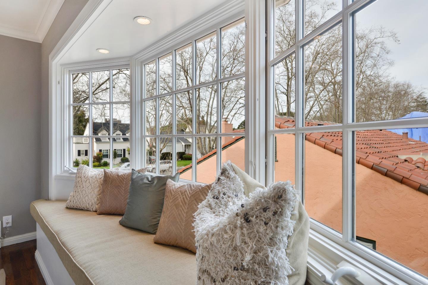 111 Aragon Boulevard San Mateo, CA 94402 - Photo 24 of 50