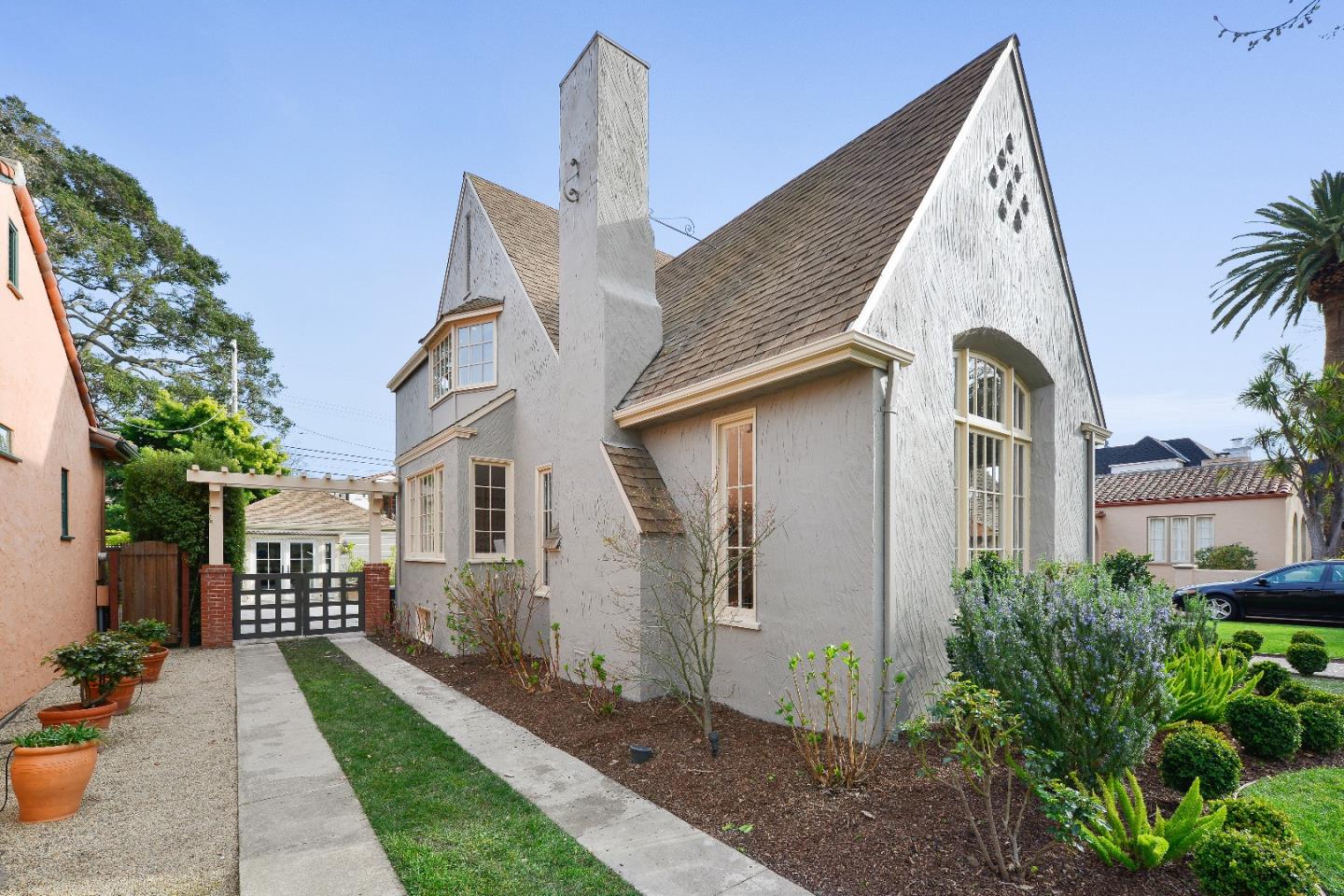 111 Aragon Boulevard San Mateo, CA 94402 - Photo 3 of 50