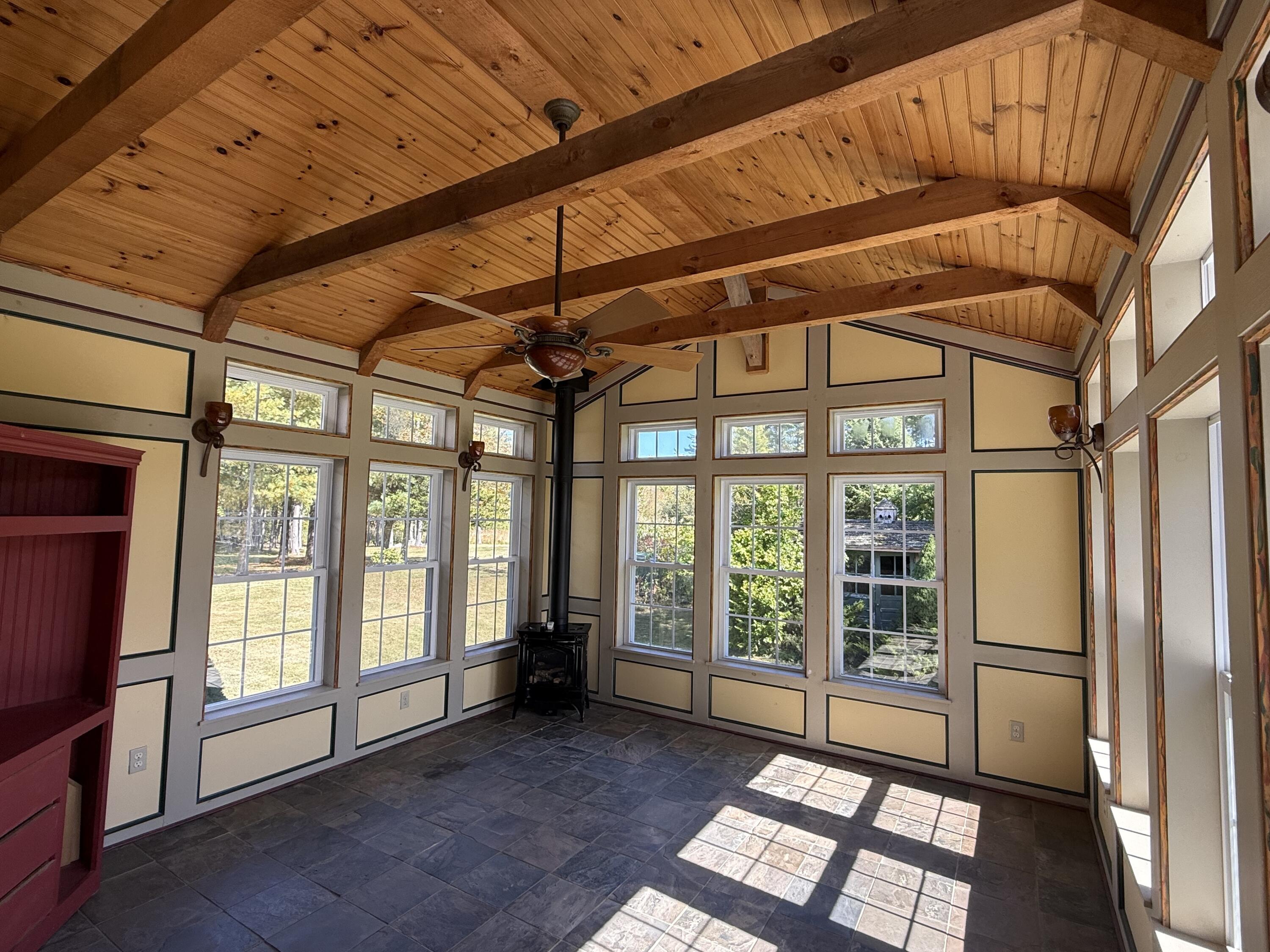 96 Wilson Road Kittery, ME 03904 - Photo 5 of 19 IMG_9476