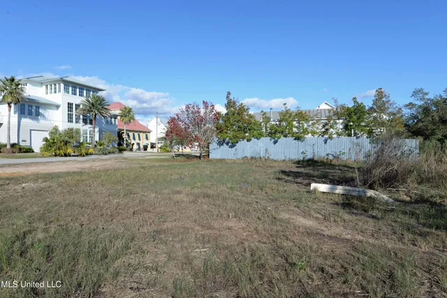 $99,500 | Bay Drive, Pass Christian, MS 39571