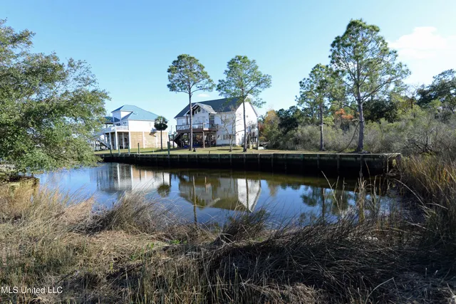 $99,500 | Bay Drive, Pass Christian, MS 39571