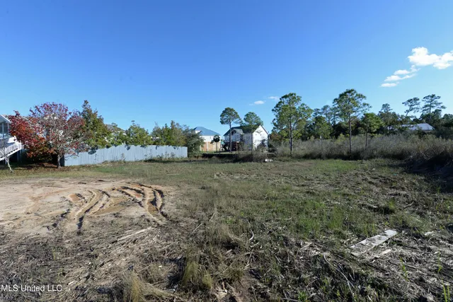 $99,500 | Bay Drive, Pass Christian, MS 39571