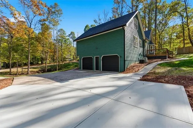$600,000 | 3375 Spinnaker Way, Acworth, GA 30102