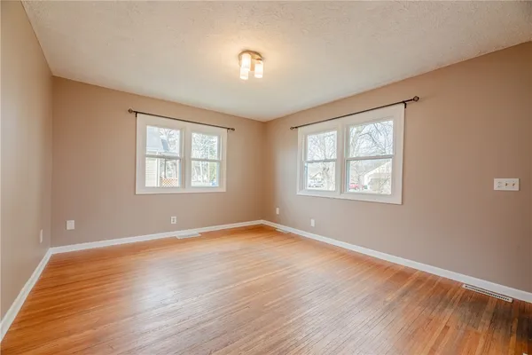 $1,775 | 133 River Meadow Drive, Henrietta, NY 14623