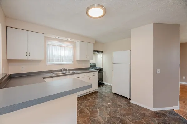 $1,775 | 133 River Meadow Drive, Henrietta, NY 14623