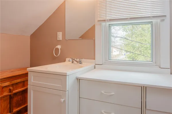 $1,775 | 133 River Meadow Drive, Henrietta, NY 14623