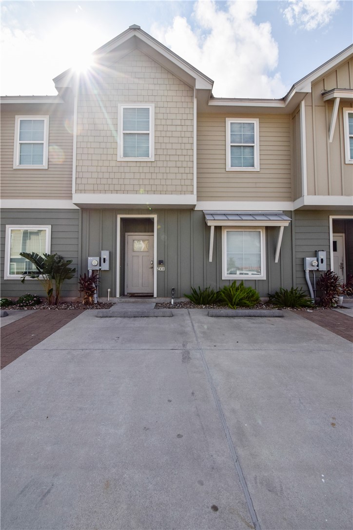 14303 Ridley Way Corpus Christi, TX 78418 - Photo 6 of 39