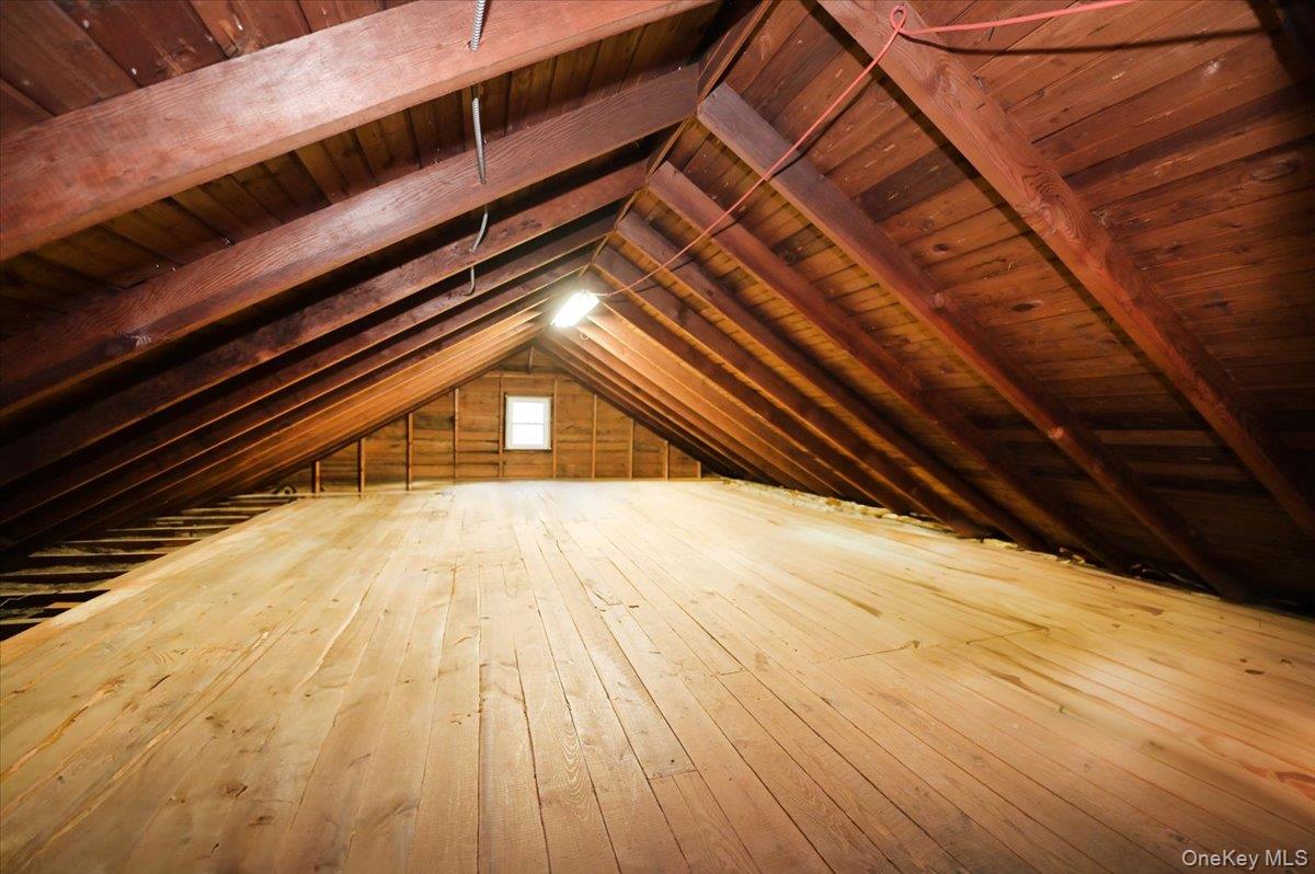 2016 Abbot Avenue Merrick, NY 11566 - Photo 23 of 26