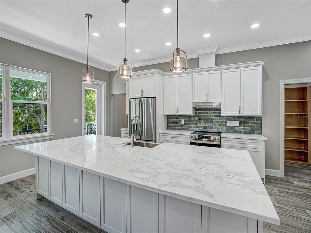 108 Irwin Street East Safety Harbor, FL 34695 - Photo 20 of 79