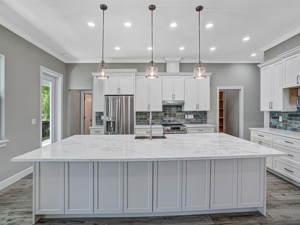 108 Irwin Street East Safety Harbor, FL 34695 - Photo 21 of 79