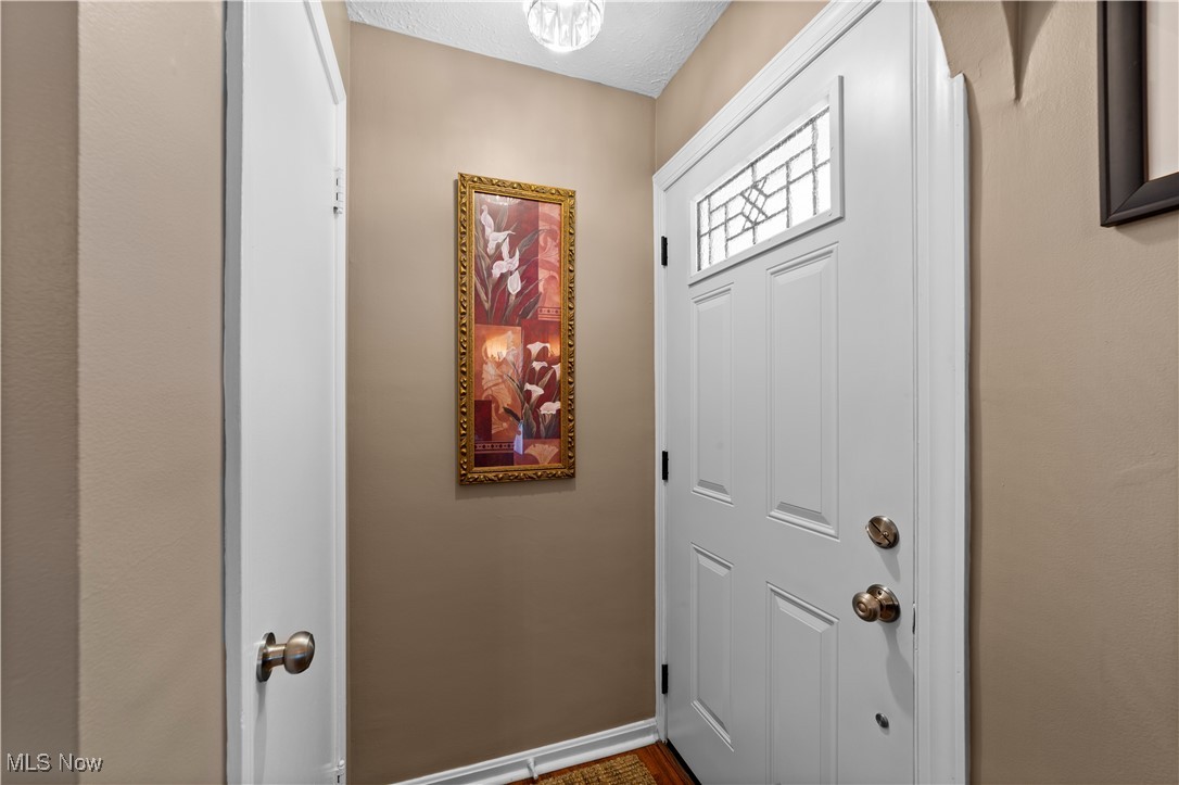 6965 Oakwood Road Parma Heights, OH 44130 - Photo 6 of 33