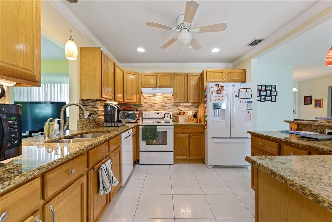 6312 Dusenburg Road Delray Beach, FL 33484 - Photo 7 of 11 Photo 7
