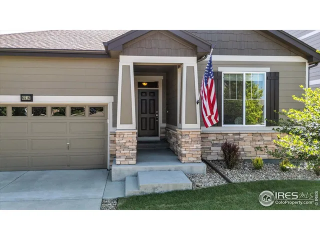 a house view with a outdoor space