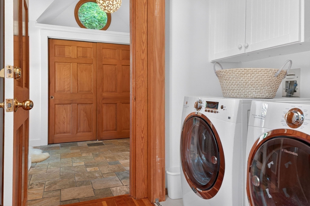 47 Longfellow Road Wellesley, MA 02481 - Photo 36 of 42