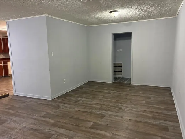 $975 | 329 Berry Street, Bossier City, LA 71111